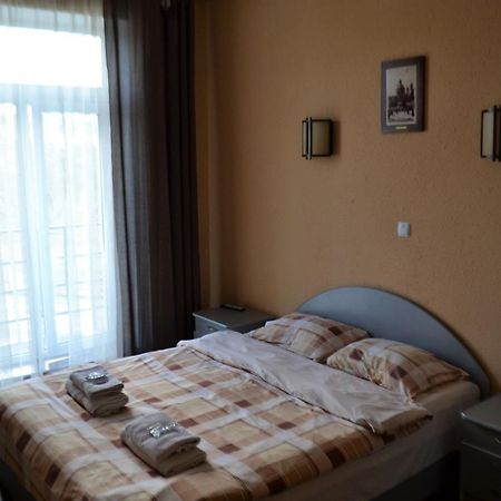 Motel Kalina à TTchernivtsi Extérieur photo