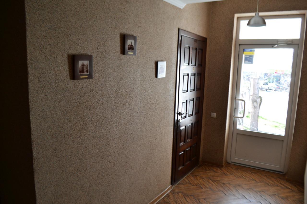 Motel Kalina à TTchernivtsi Extérieur photo